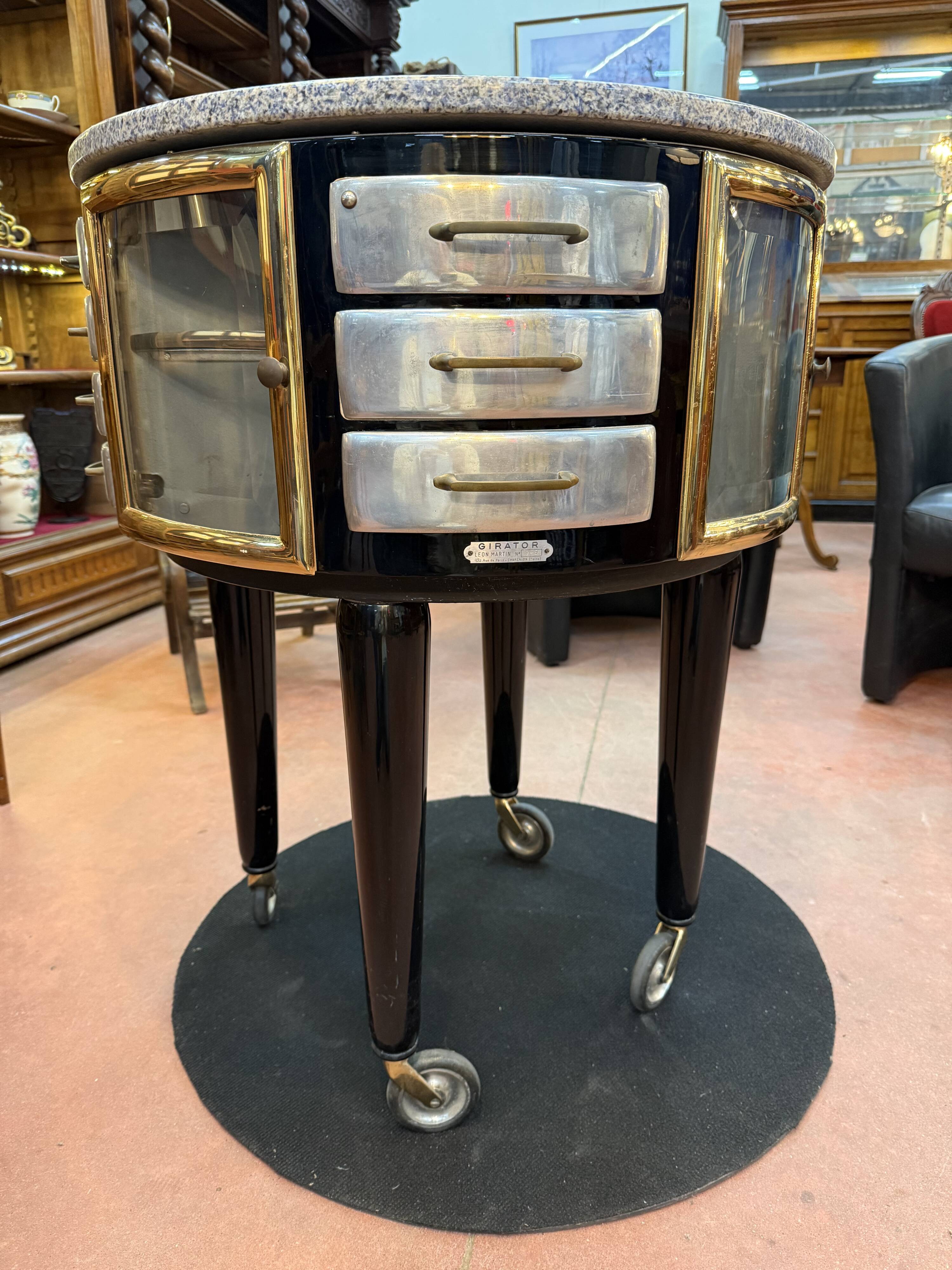 Gyrator dentist's cabinet