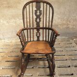 Antique rocking chair Windsor 1840