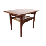 Table d'appoint en teck avec étagère en papier au design danois des années 1960