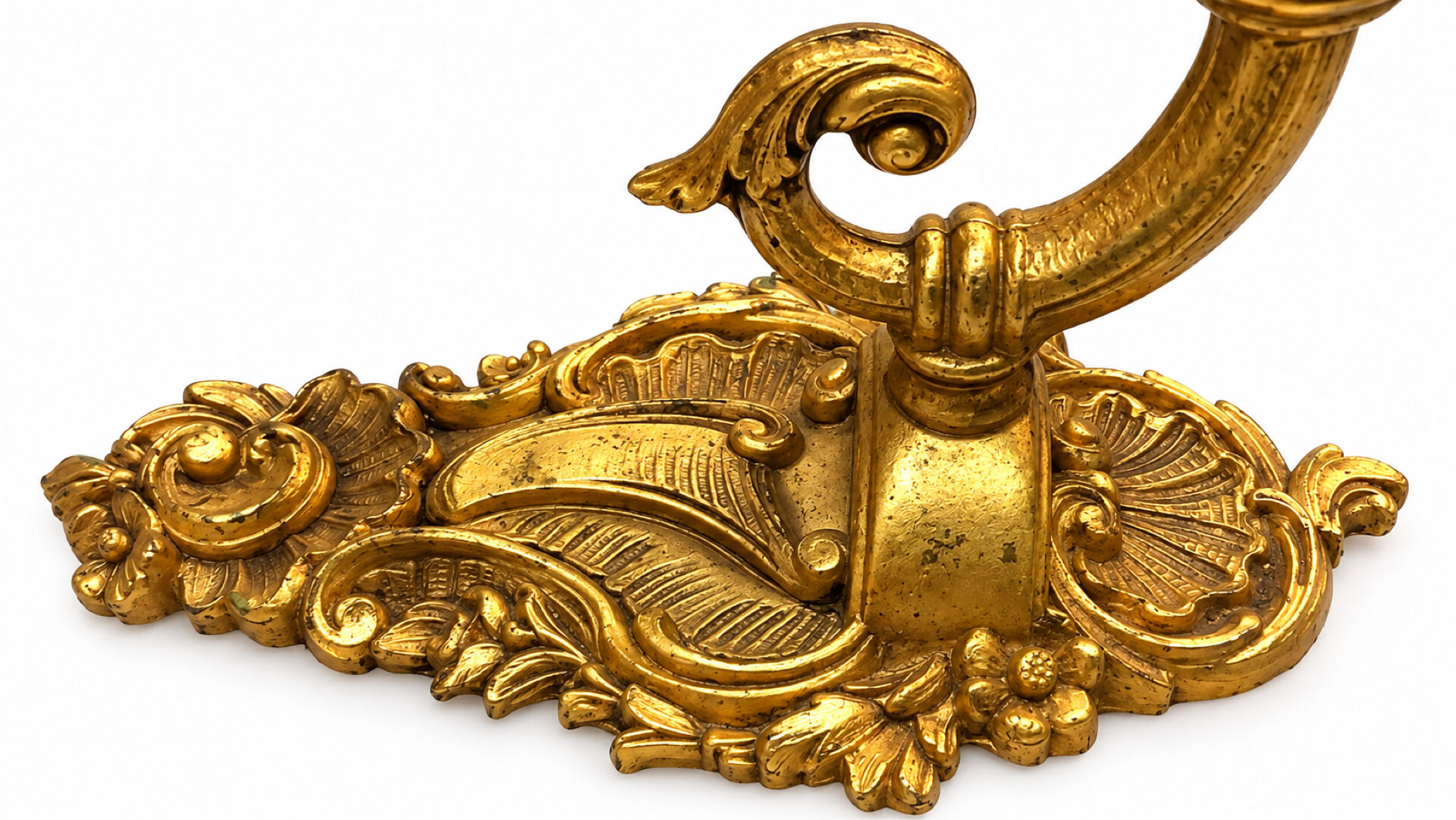 Paire d’appliques murales à 2 feux – Style Rocaille / Louis XV – Bronz