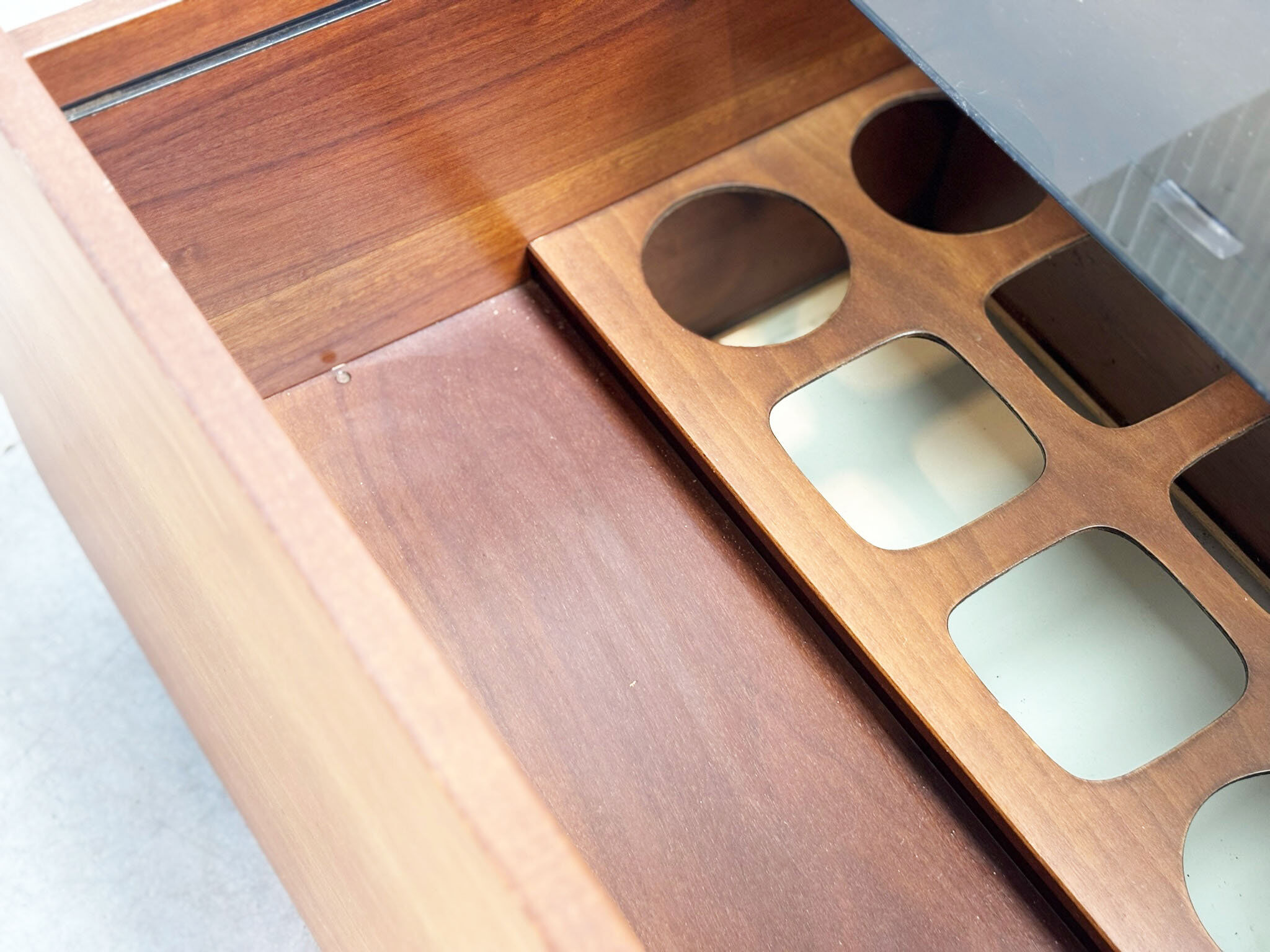 Table basse de bar italien