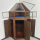 Vitrine d'exposition pour bijoux art nouveau pyramidale d'angle