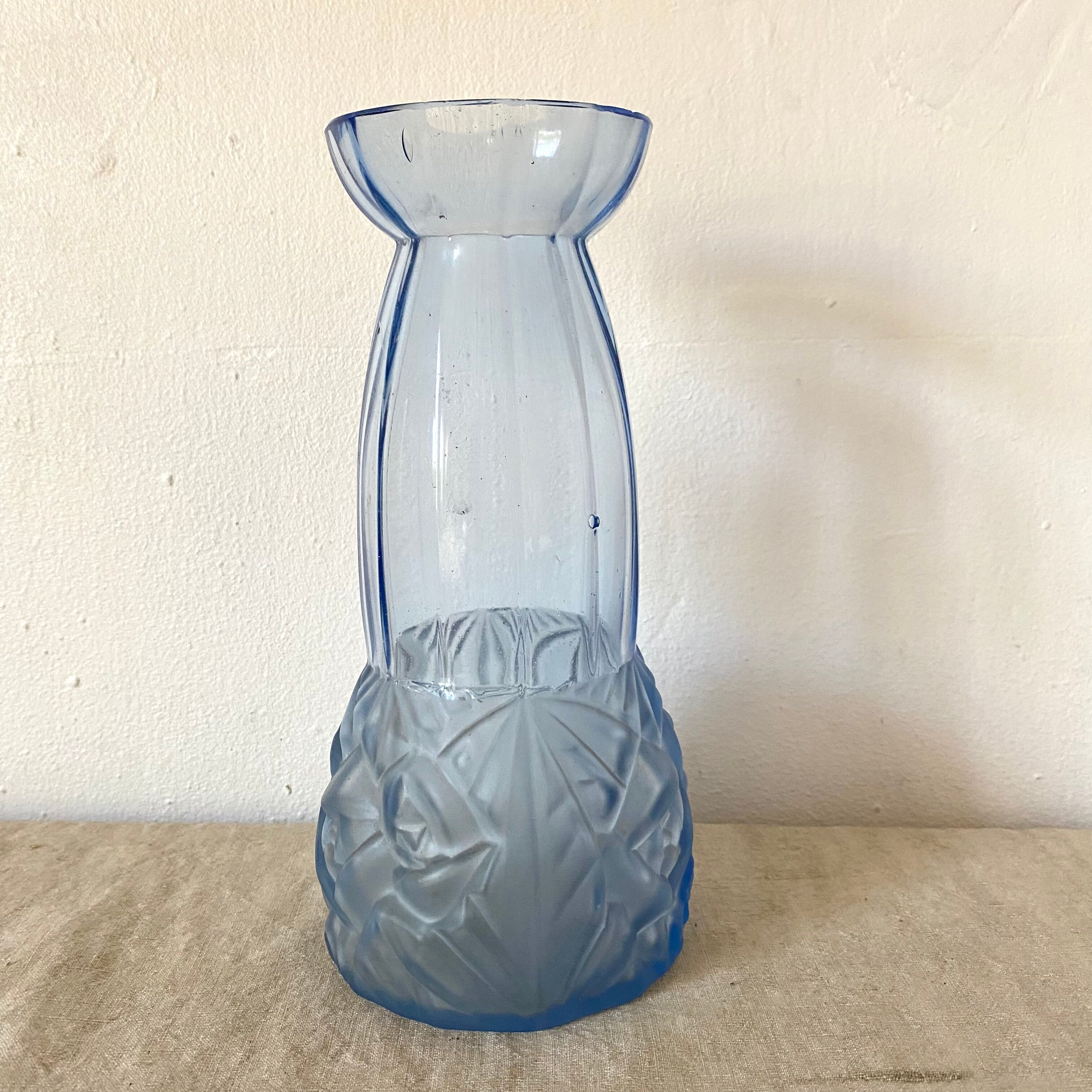 Vase art deco