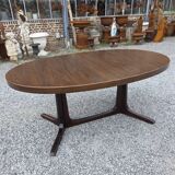 Extensible Baumann table in oak from the 1960s.