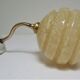 Applique porcelaine laiton et verre de Clichy jaune vanille