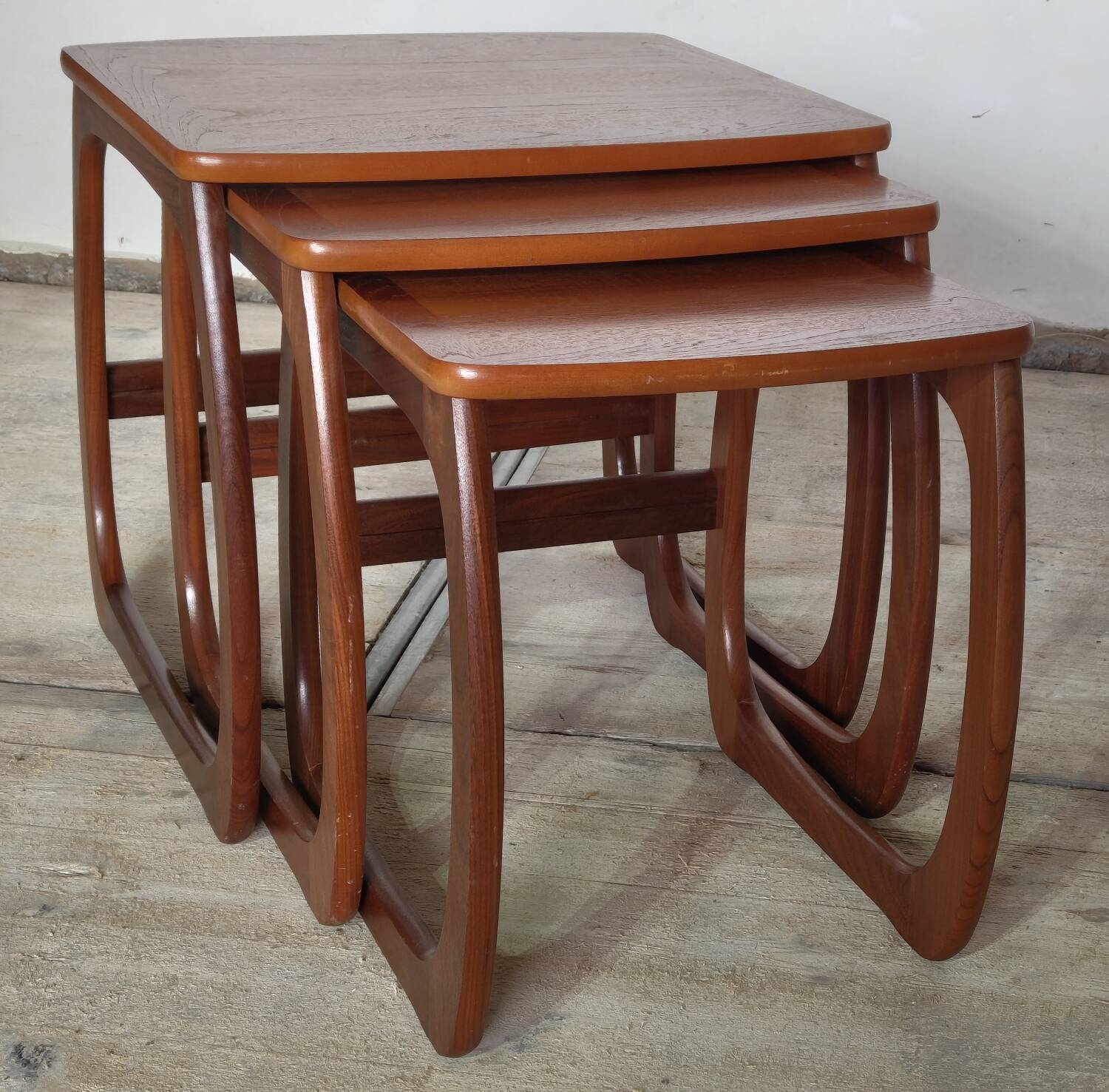 Mid-century nesting coffee tables nathan