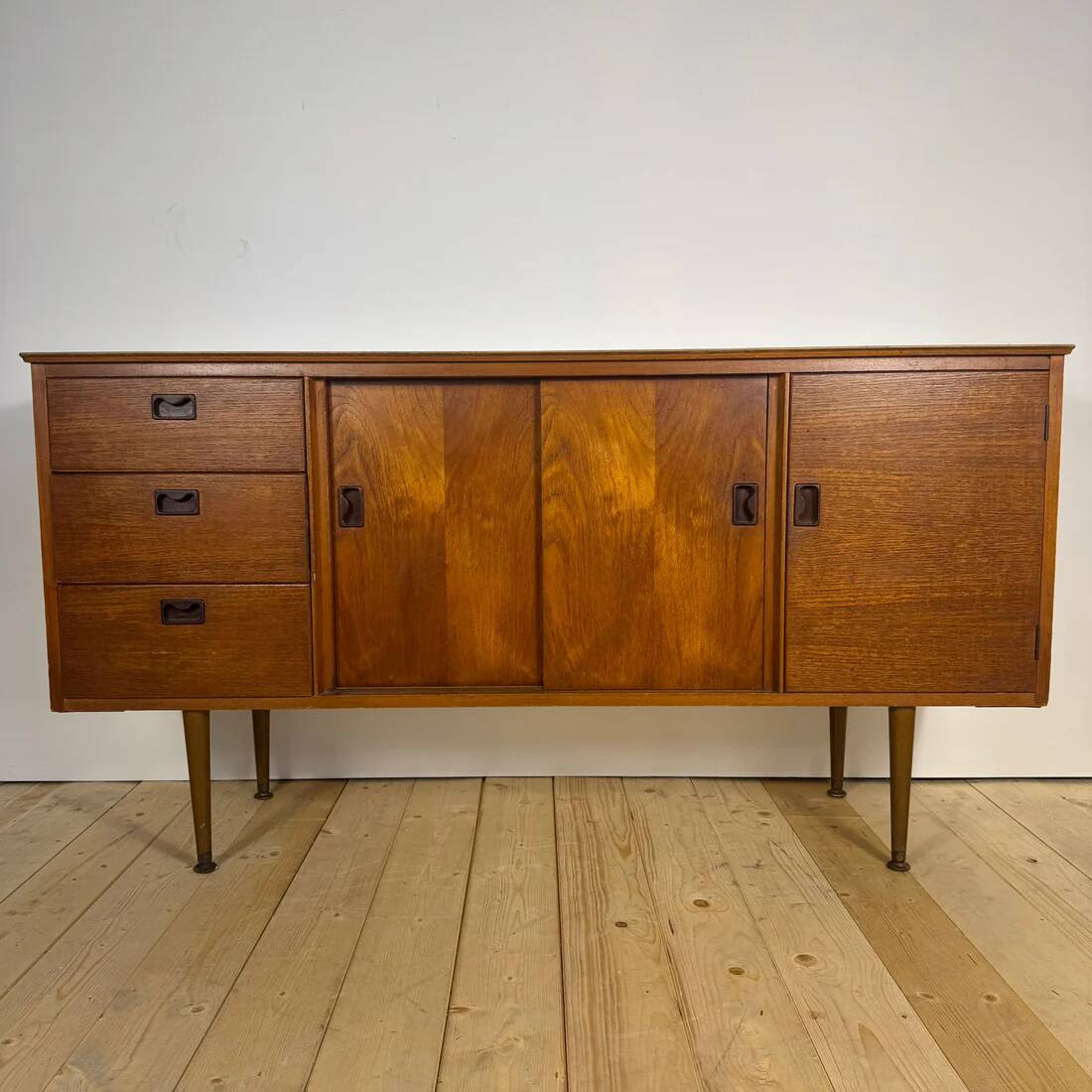 Danish teak sideboard – Mid-century credenza from the 1960s