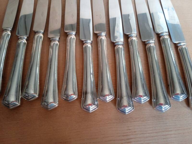 12 silver metal knives, filet model