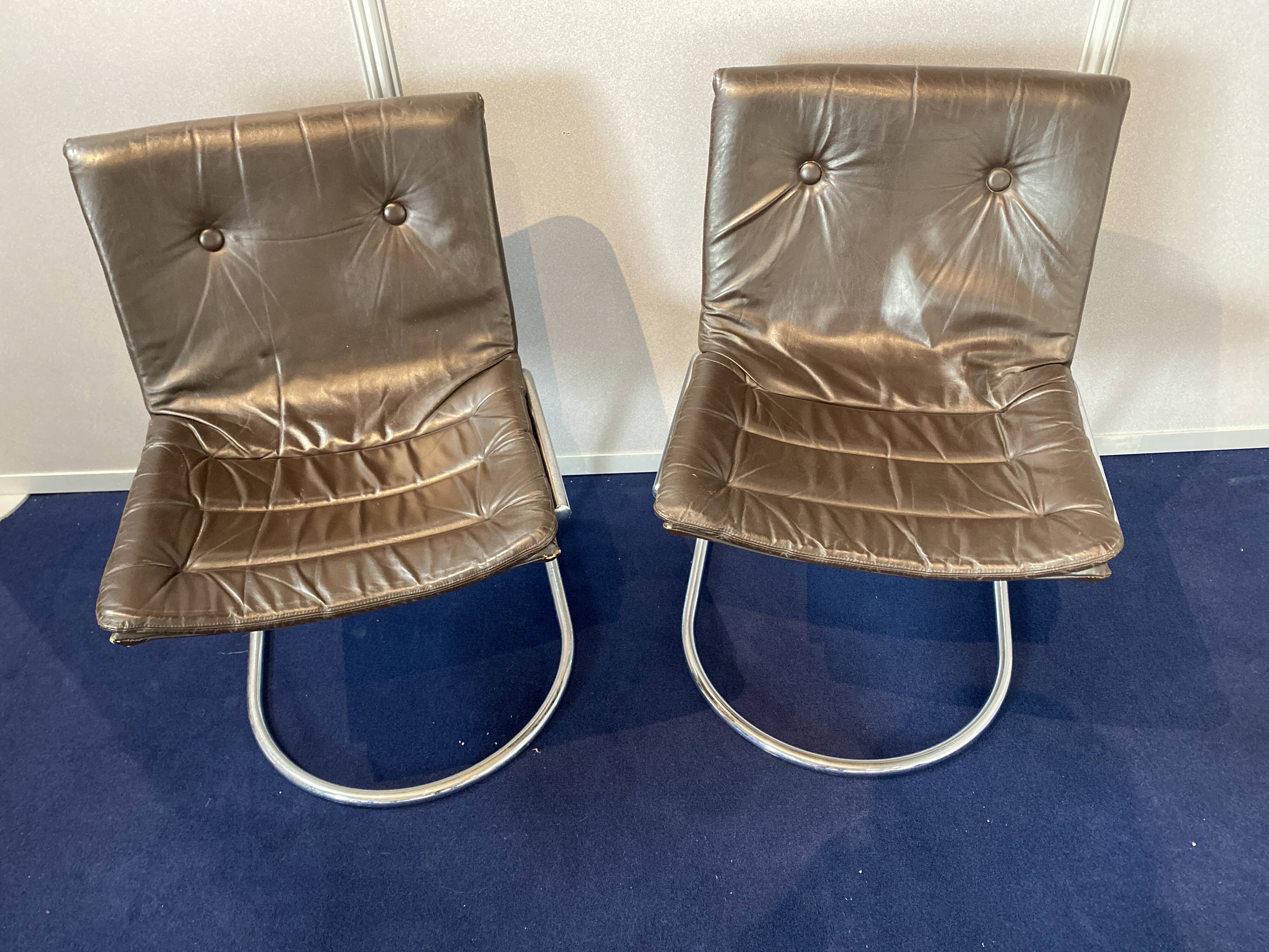 Set of 4 leather and chrome chairs