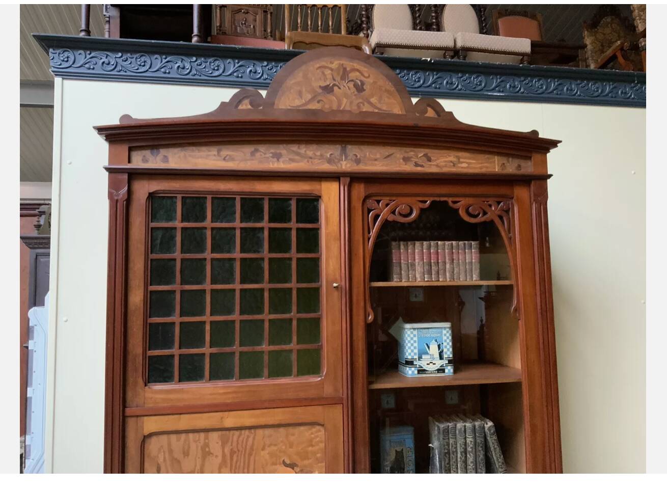 Antique Jugendstil display cabinet, Art Nouveau - Majorelle style