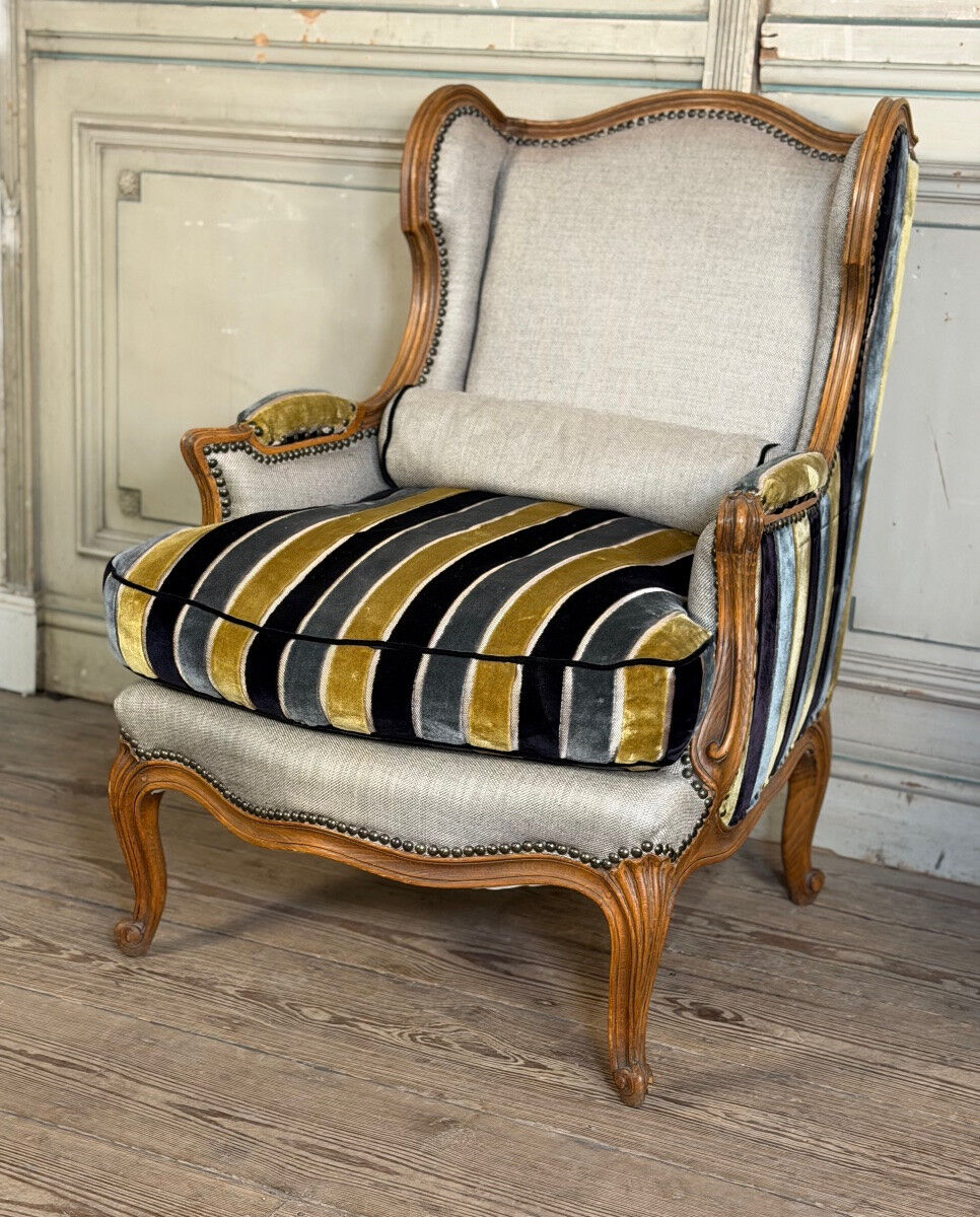 Pair of carved wooden armchairs, 20th century