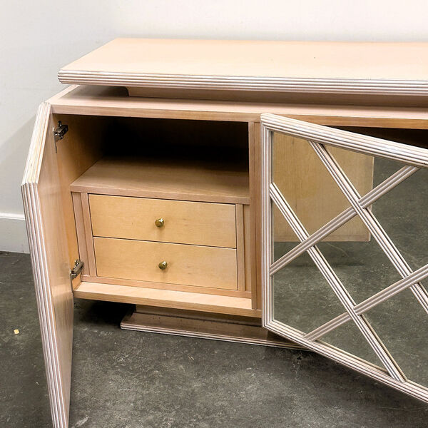 Buffet géométrique rose pâle à miroir Roche Bobois, années 1980, France.