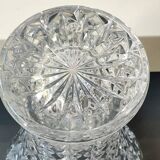 Large Tulipier Vase in cut Bohemian crystal. Star/diamond patterns. High 26 cm