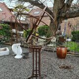 Wrought iron sphere / garden decoration