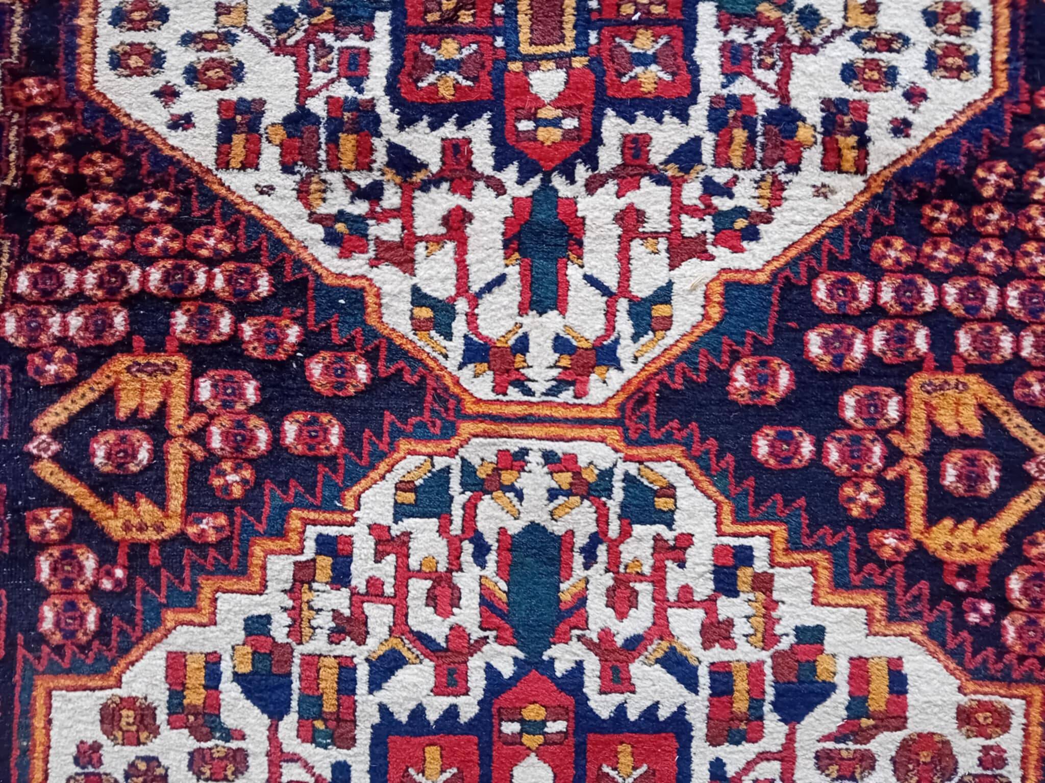 Handmade Persian rug 190x130cm