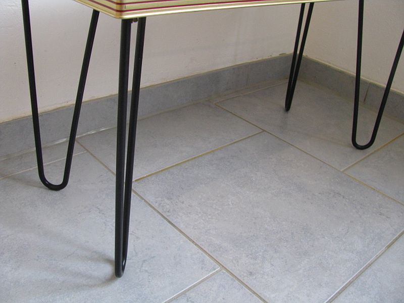 Table d'appoint années 1960