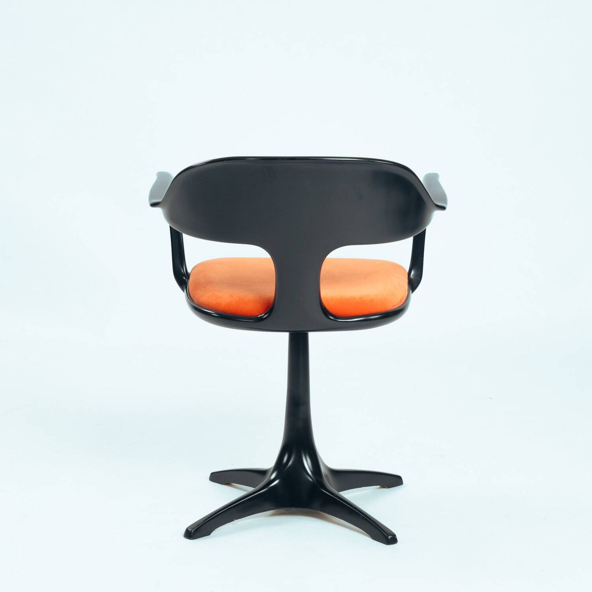 Space Age Konrad Schaefer dining chairs for Emu, 1960s