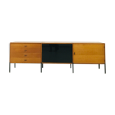 A sideboard in teak.