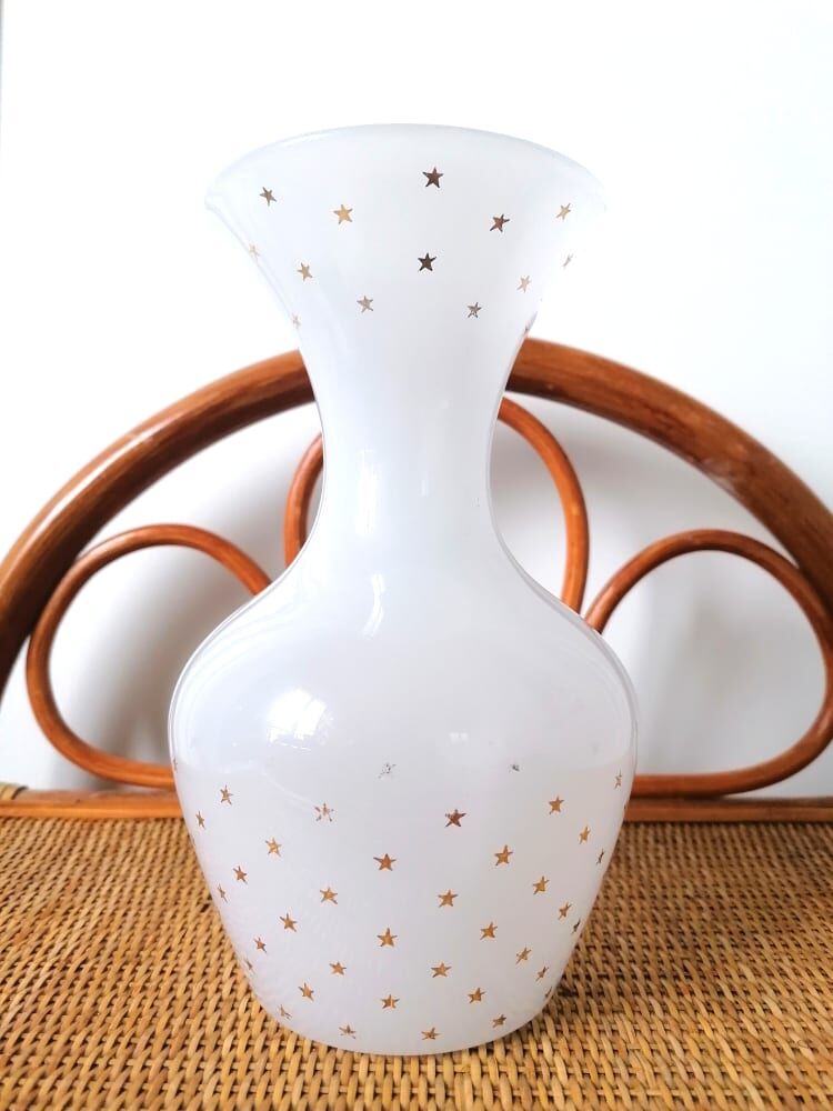 Opaline glass vase with stars
