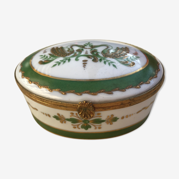 Boîte en porcelaine de Limoges