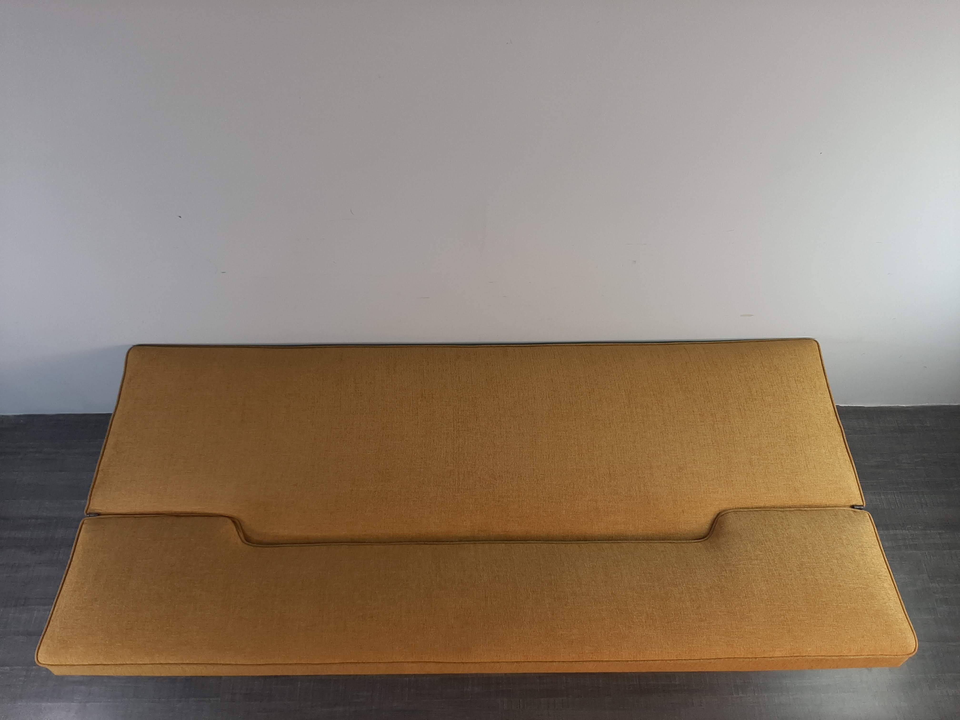 Daybed sofa by Miroslav Navratil, Czech Mid-Century 1960s