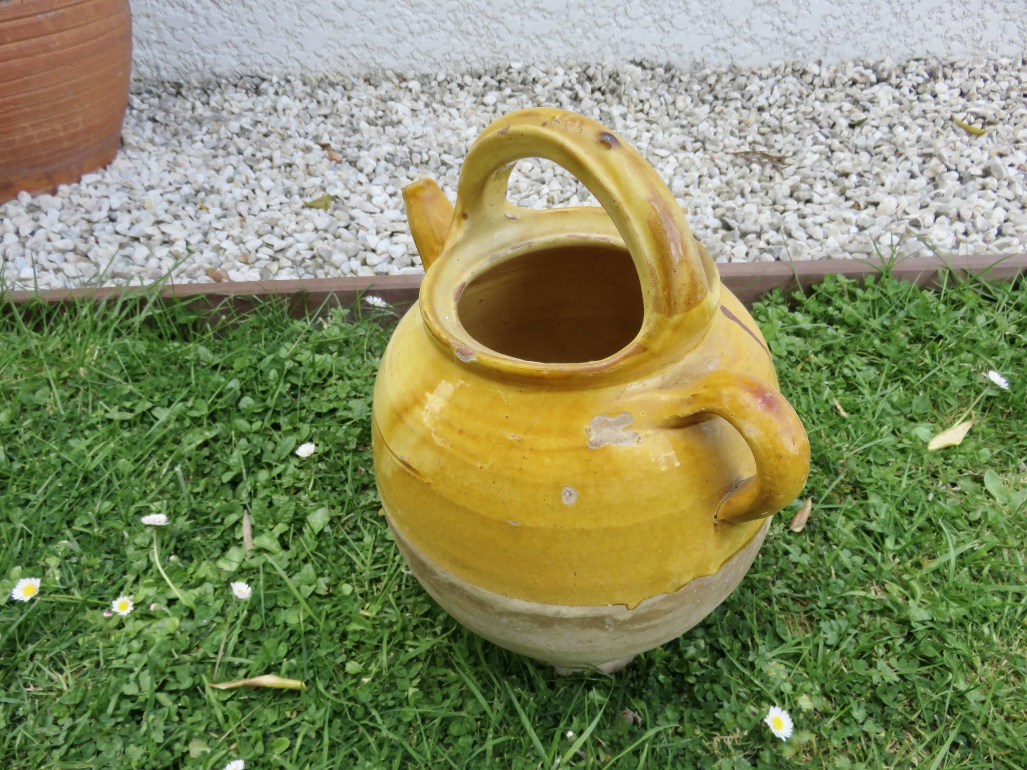Yellow glazed terracotta jar, south-west of France.