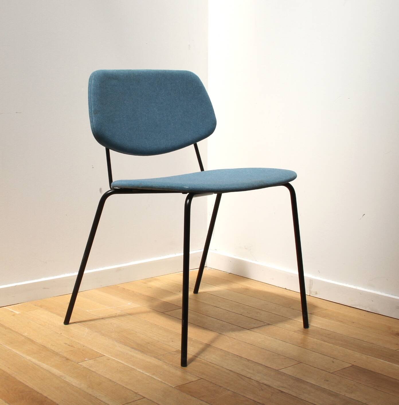 Pair of Doll 559 chairs, Billiani