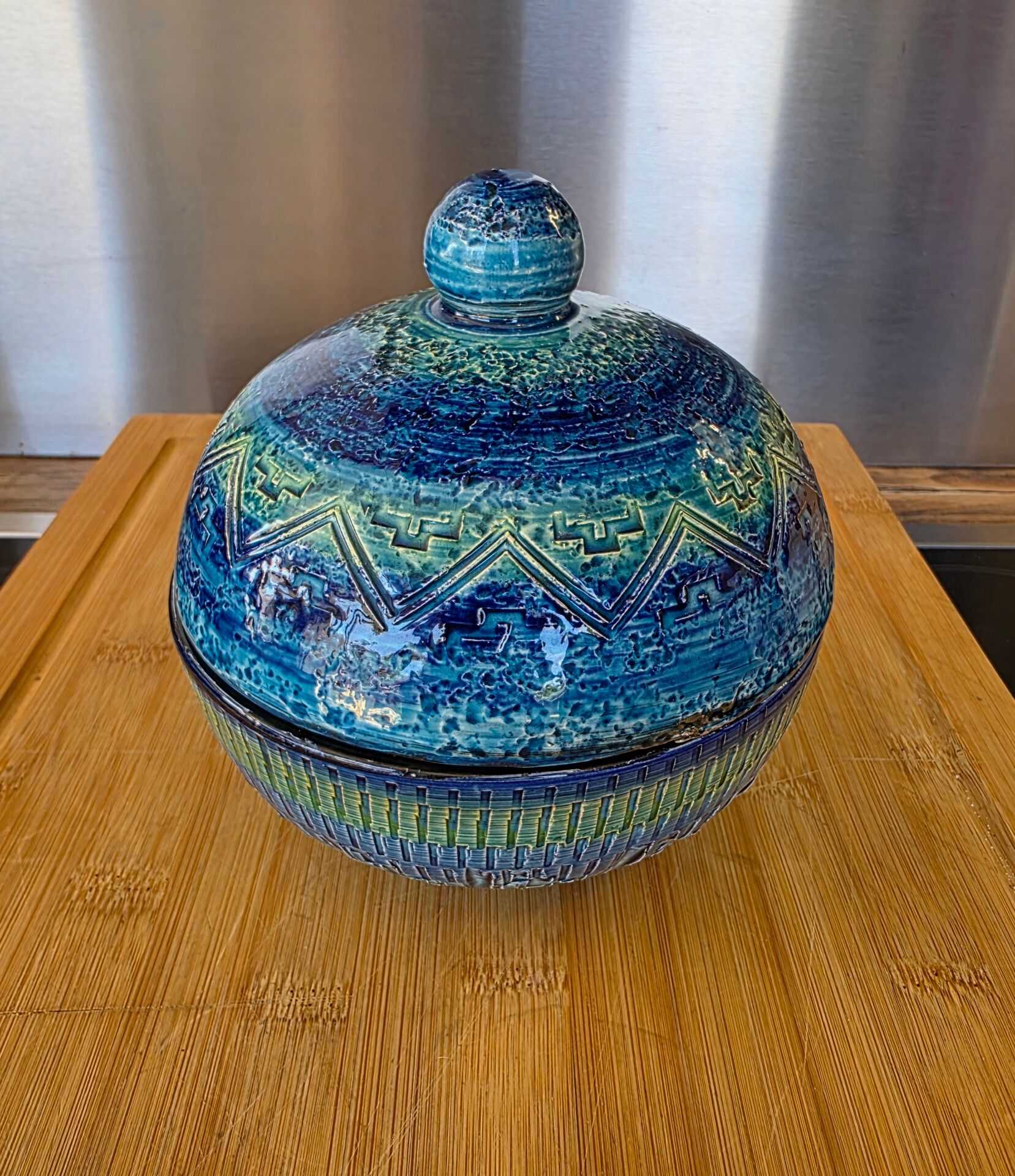 Vintage ceramic bonbonnière in Bitossi Rimini Blue style.