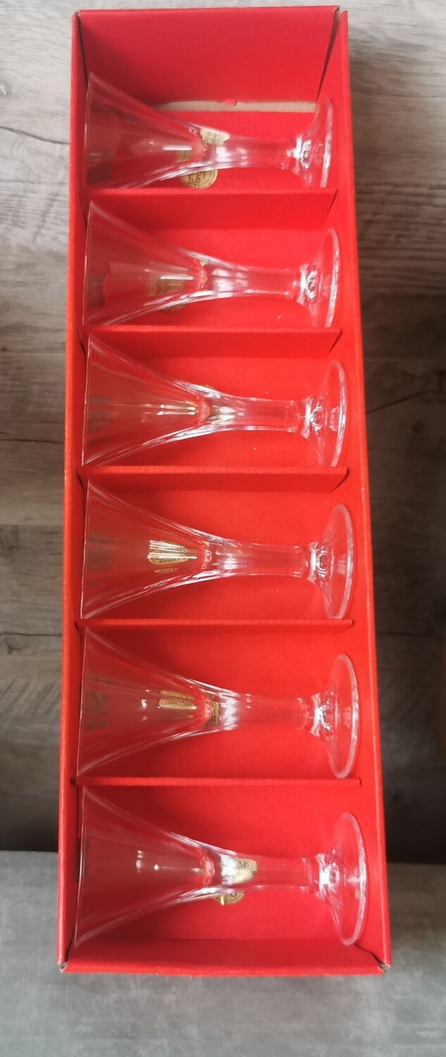 Durand Monceaux crystal liqueur glasses