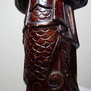 Asian statuette, popular art in carved monoxyle wood, vintage 1930-1960.