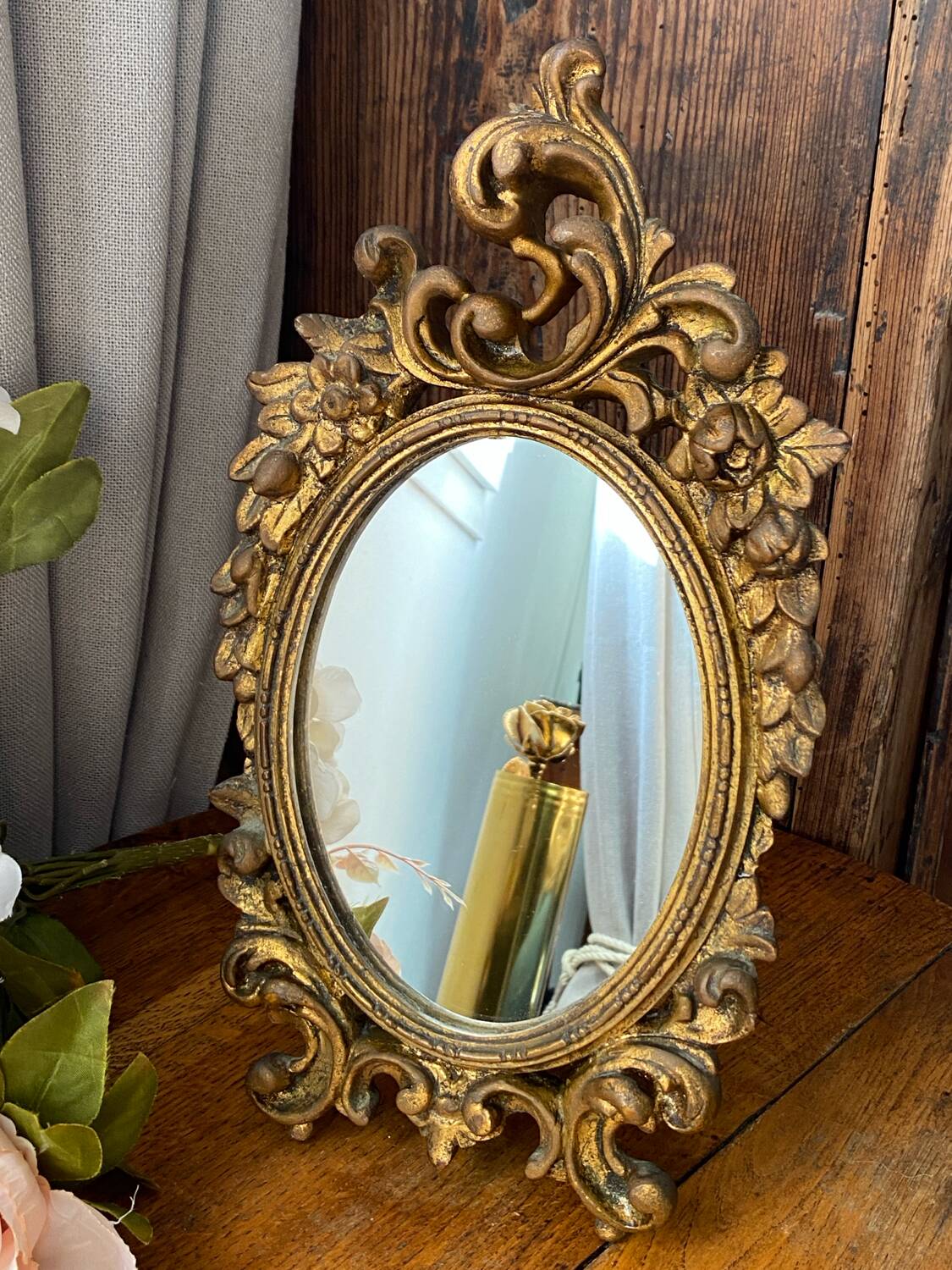 Baroque mirror from the 70s, in gilded wood