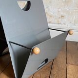 Memphis style magazine rack
