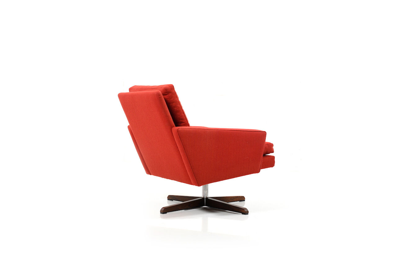 Fauteuil de salon danois pivotant du milieu du siècle