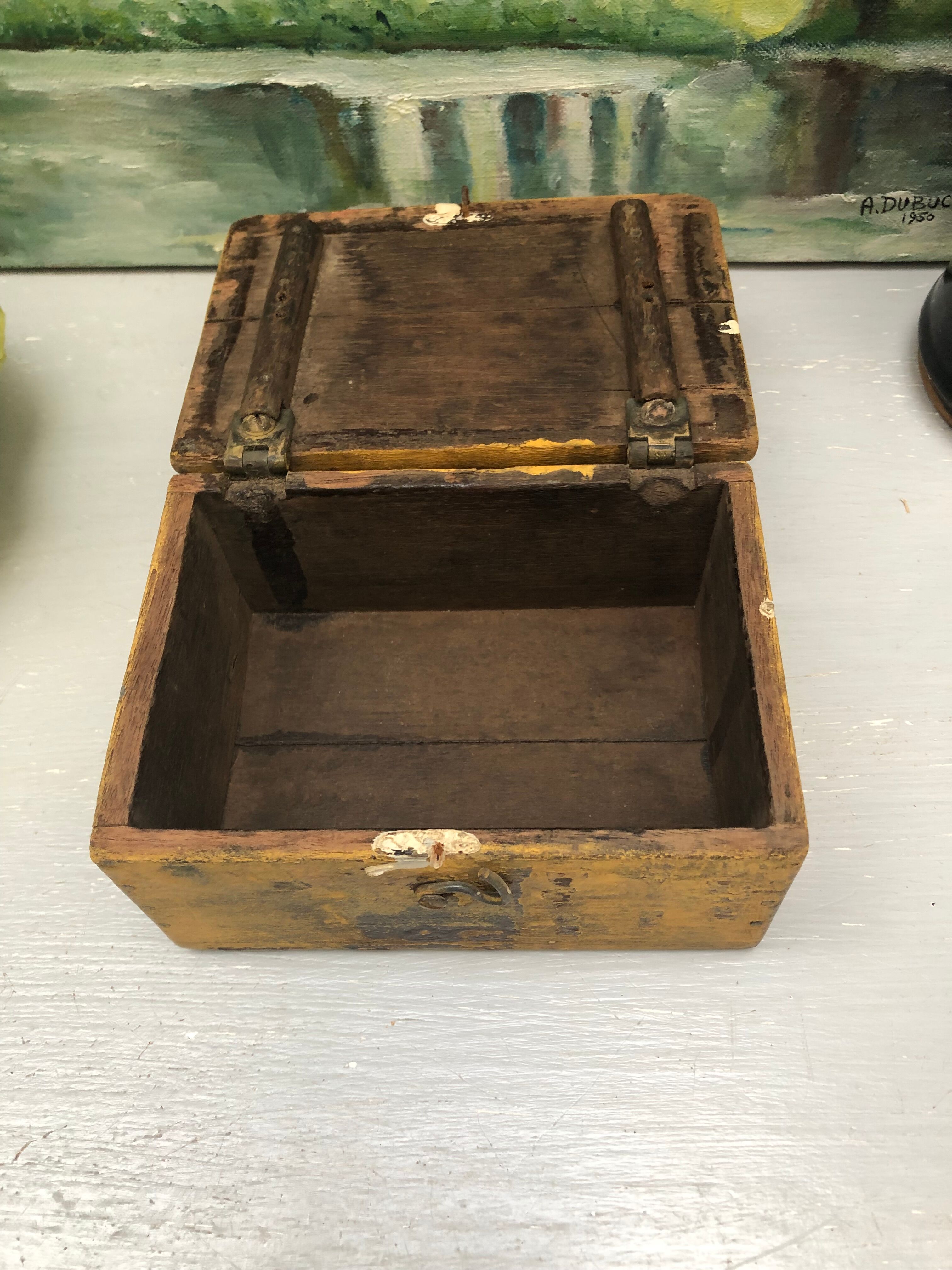 Wooden box