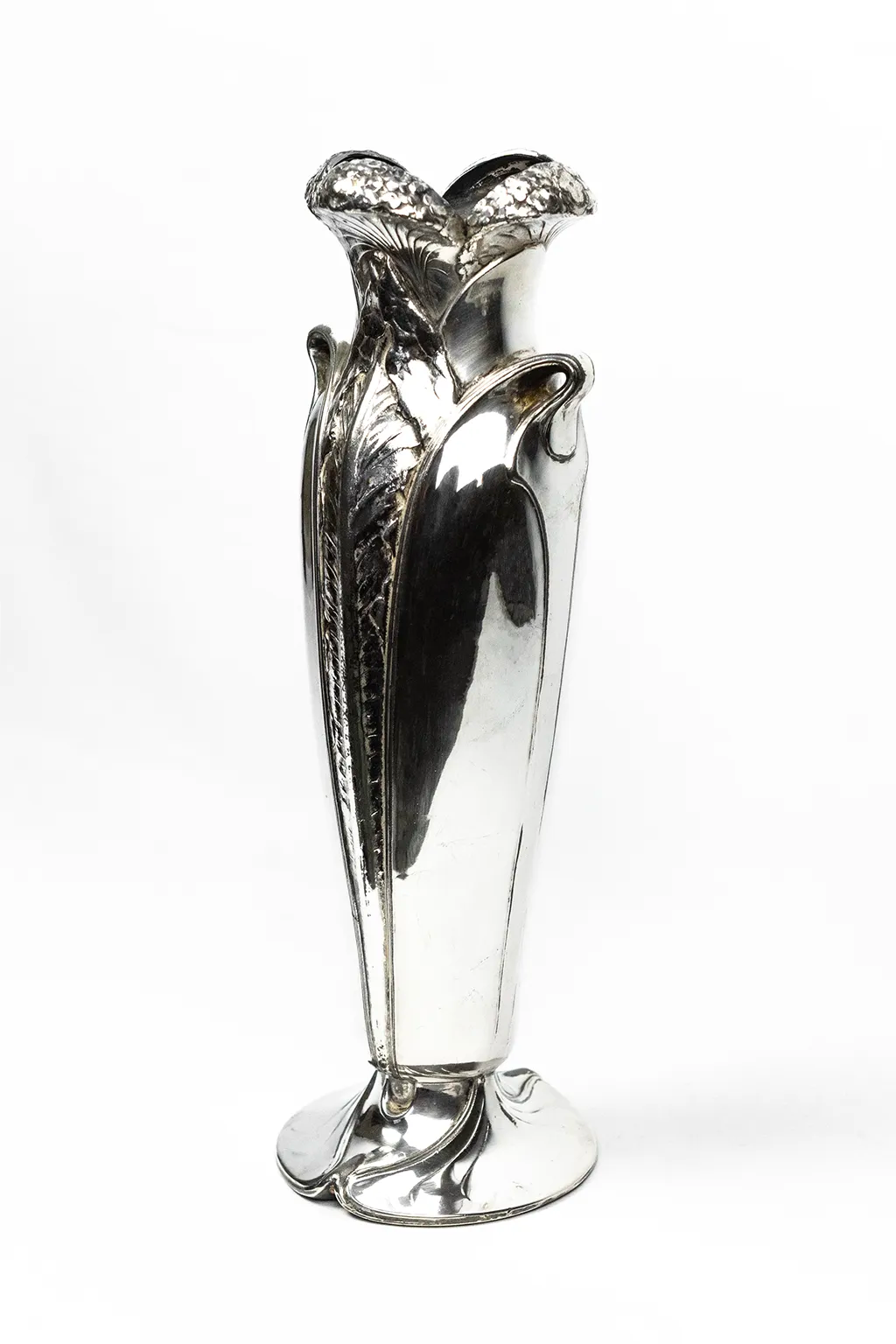 Ombelle vase in silver-plated metal — Art Nouveau Gallia, Christofle, 1904