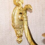 Simple wall sconce in classic Empire style made of vintage French cast brass 4316.