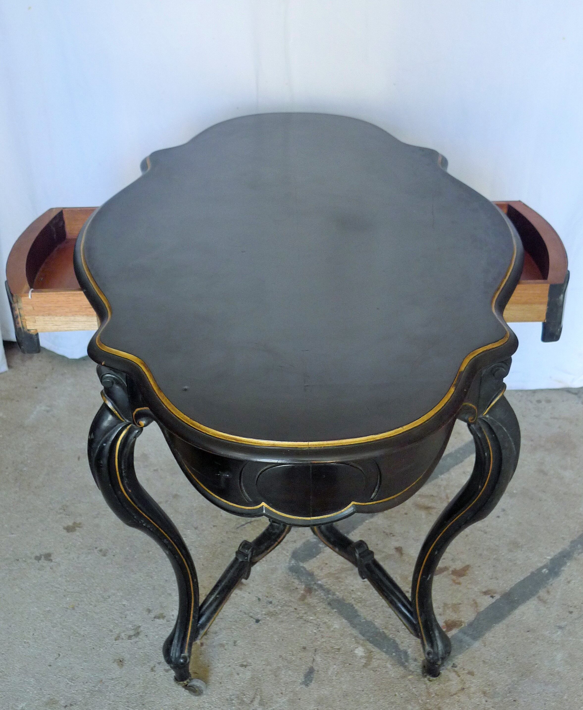 Blackened pear middle table