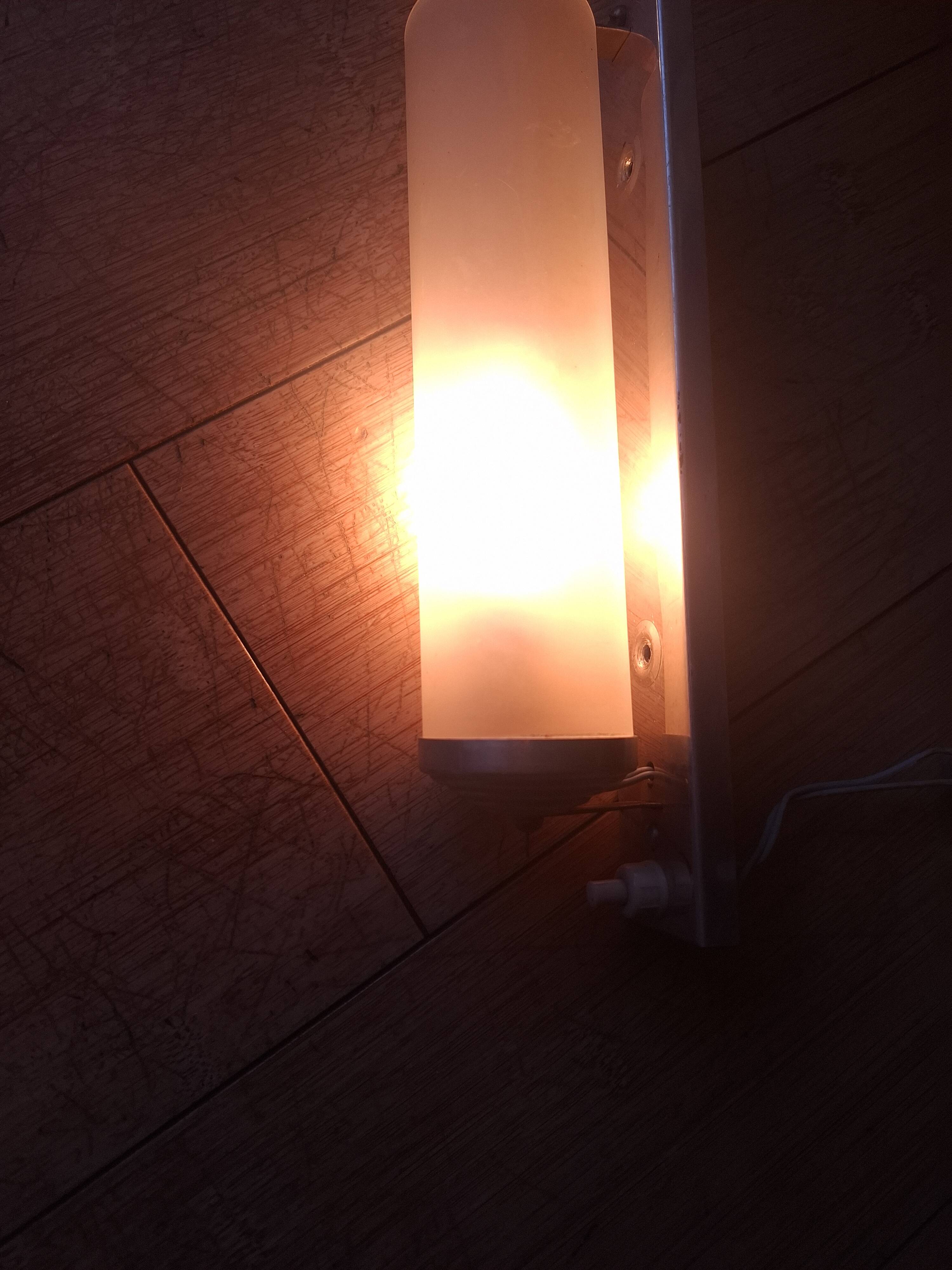 Art deco sand-glass wall light