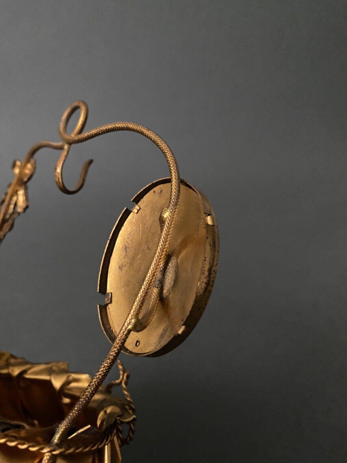 Golden metal basket Napoleon III 19th century foliage decoration religious medallion