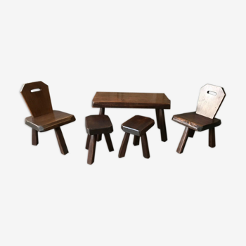Set de mobilier chaises tabourets tripode
