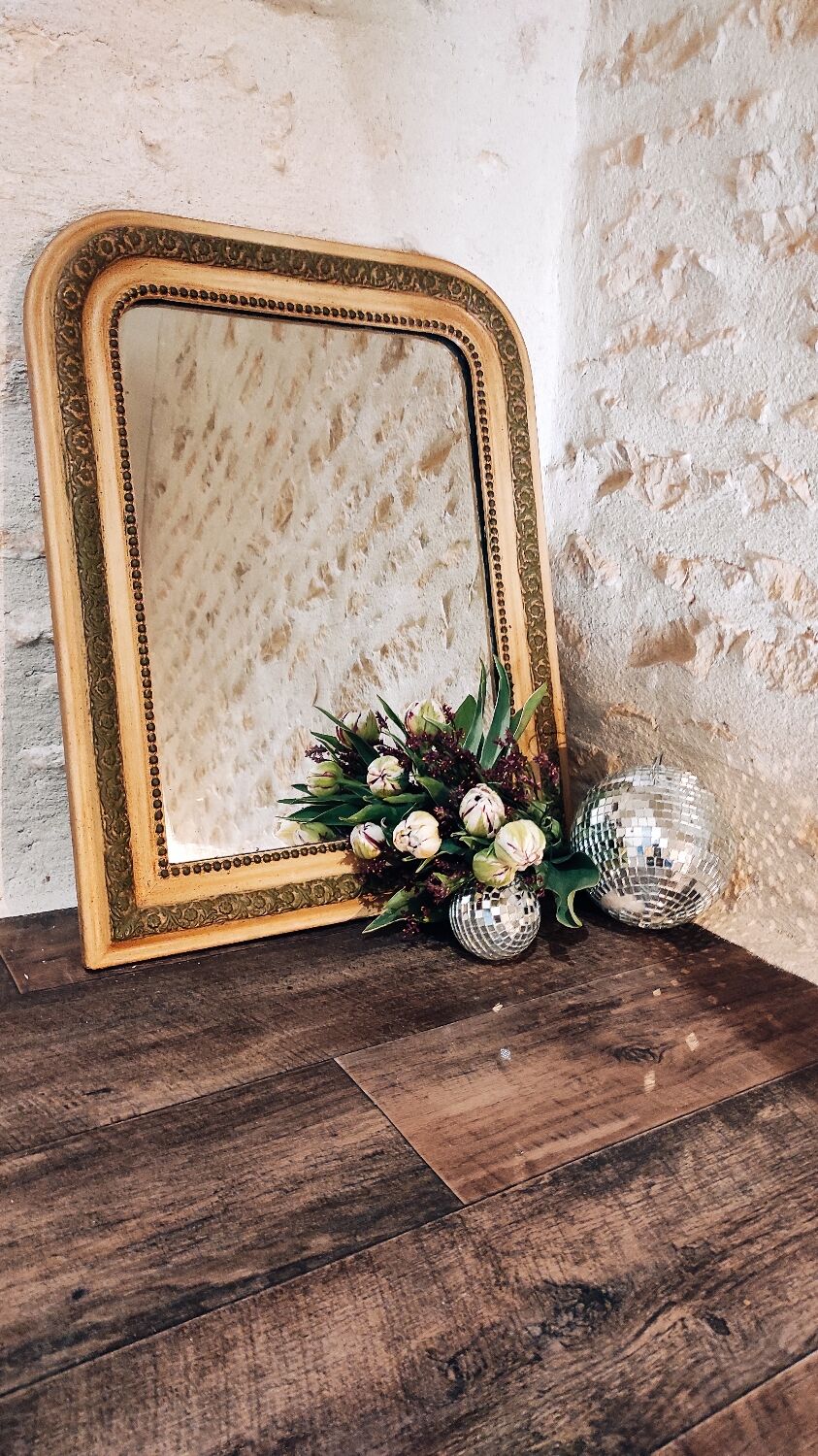 Old gilded mirror 47x66cm