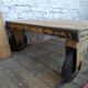 Table basse en bois et métal, ancien chariot industriel
