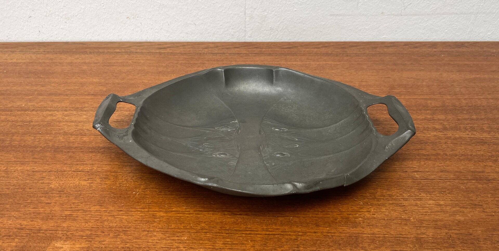 Art Deco Bowl in Tin 4913 by Kayser Zinn