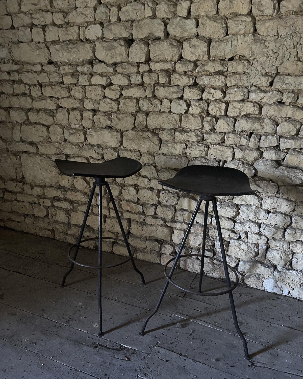 Artist's stools