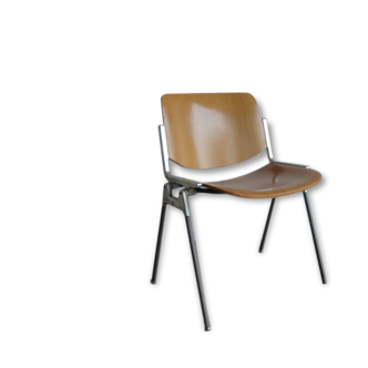 Chair designed by Giancarlo company 60