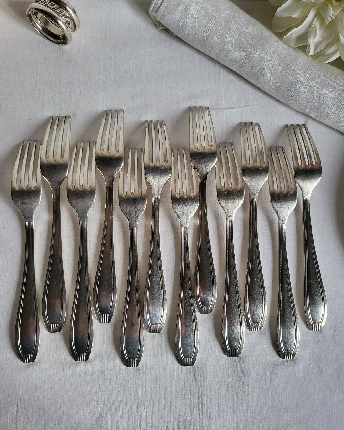 12 silver-plated table forks Manufrance