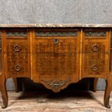 Commode sauteuse Transition estampillée en marqueterie de bois nobles