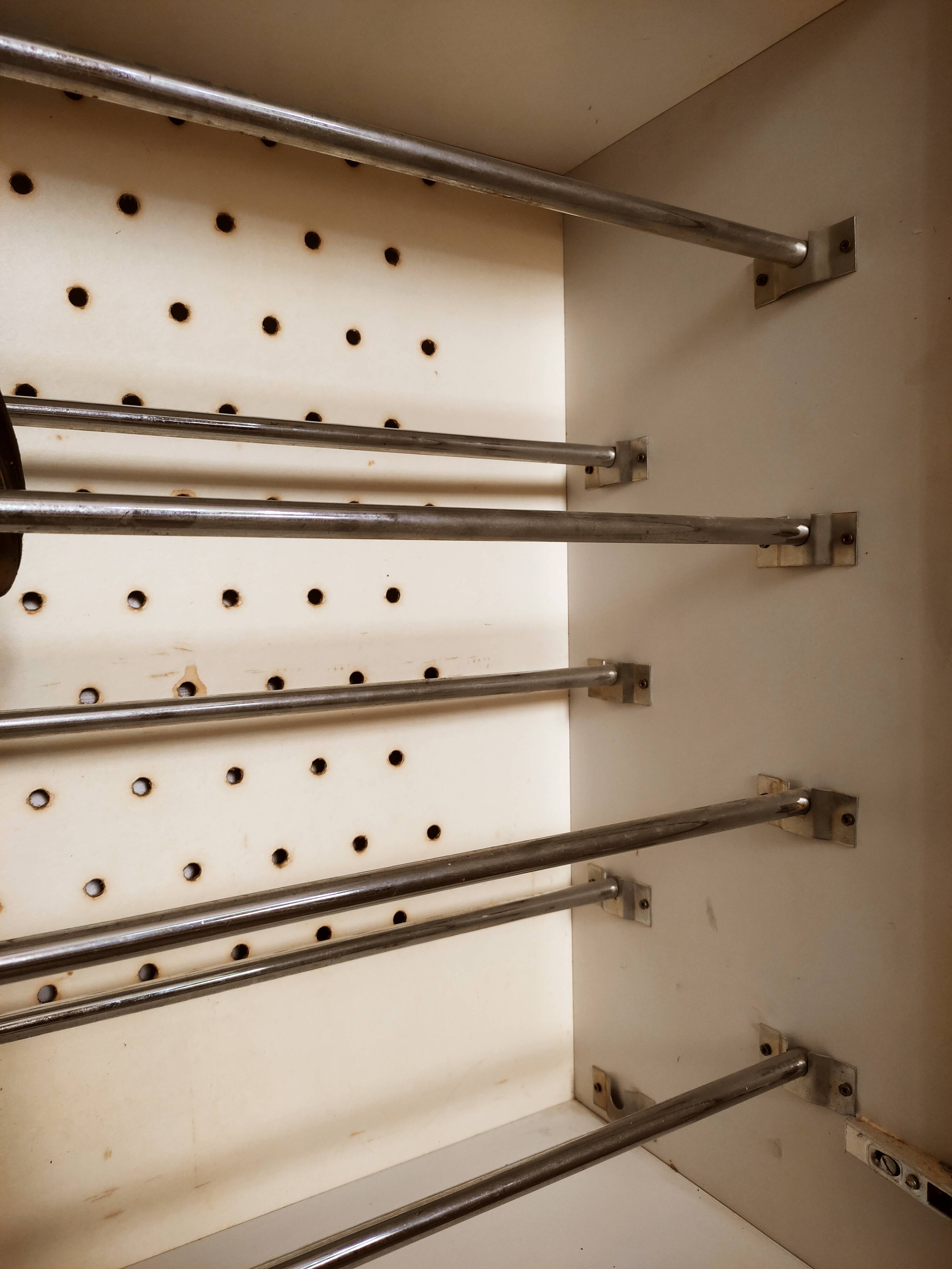 Shoe cabinet in formica