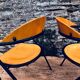 Paire de chaises bois et métal noir