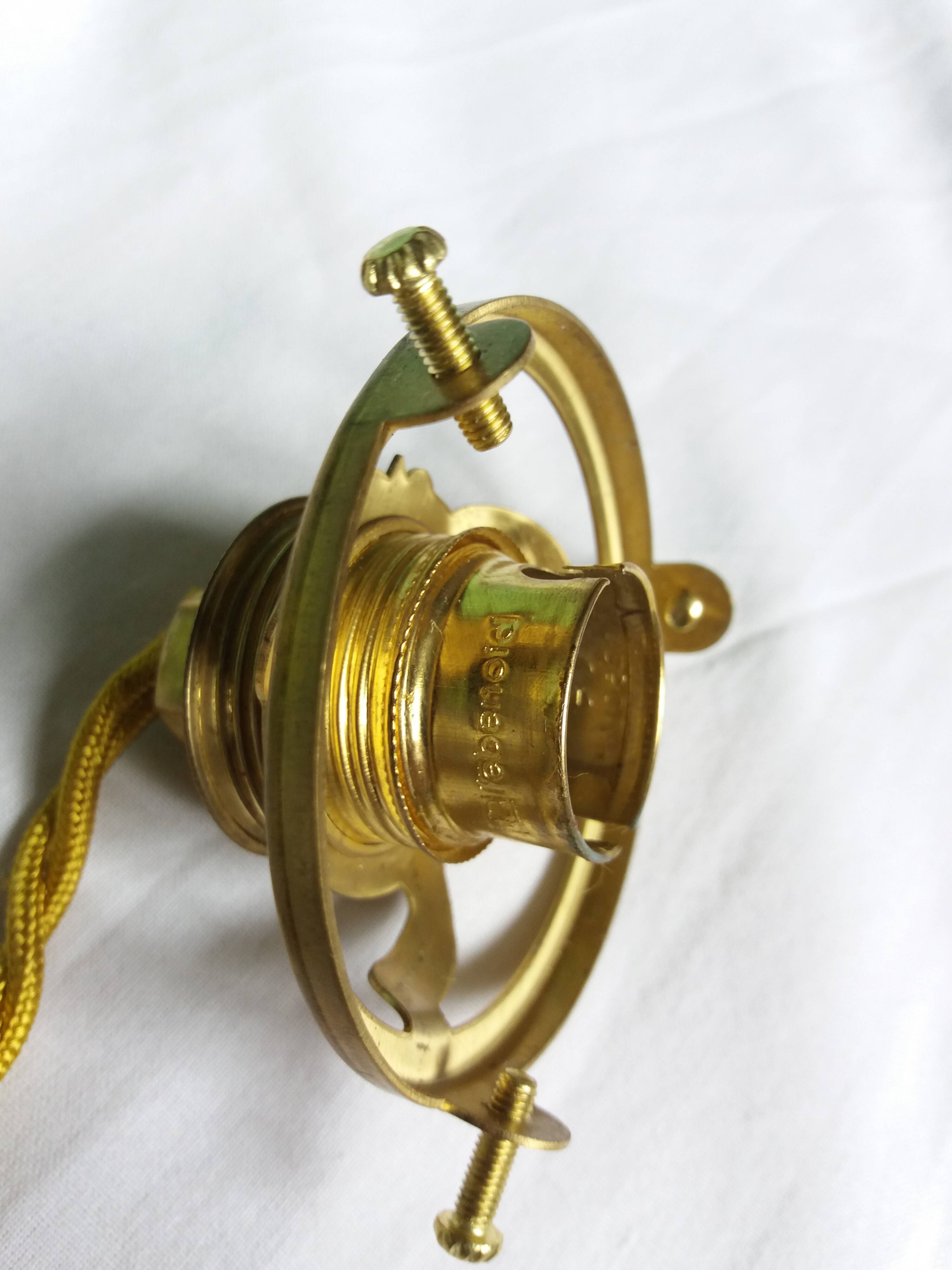 Suspensions abat jour opaline vert pastel